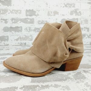 Sole Society Tan Leather Block Heels Cuffed Bow Ankle Boots V222